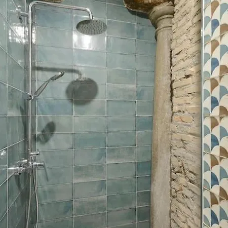Ayres Granada
